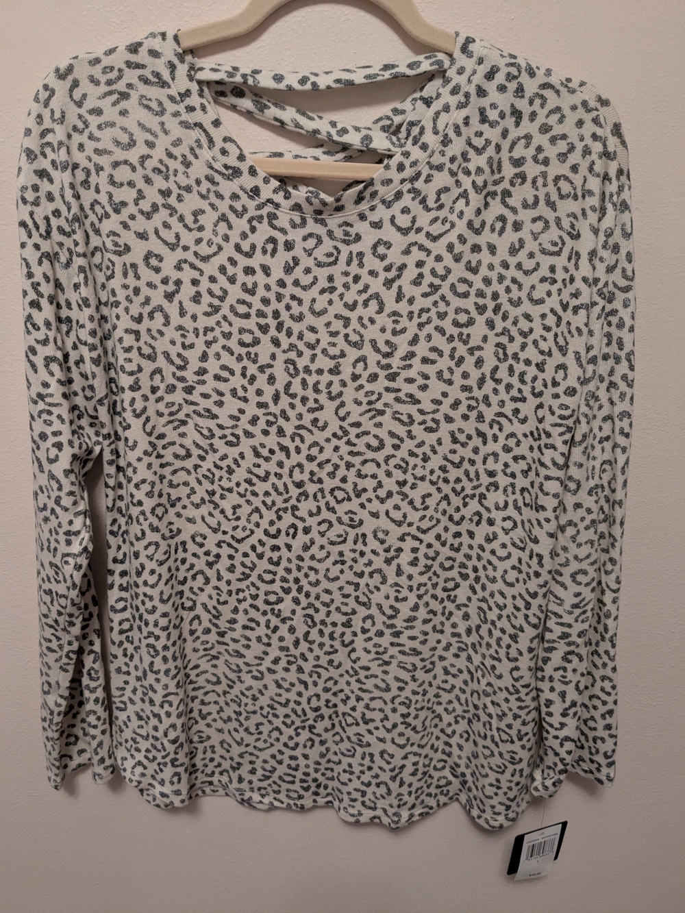 bobeau Cream Leopard Print Long Sleeve Top with Crisscross Neck